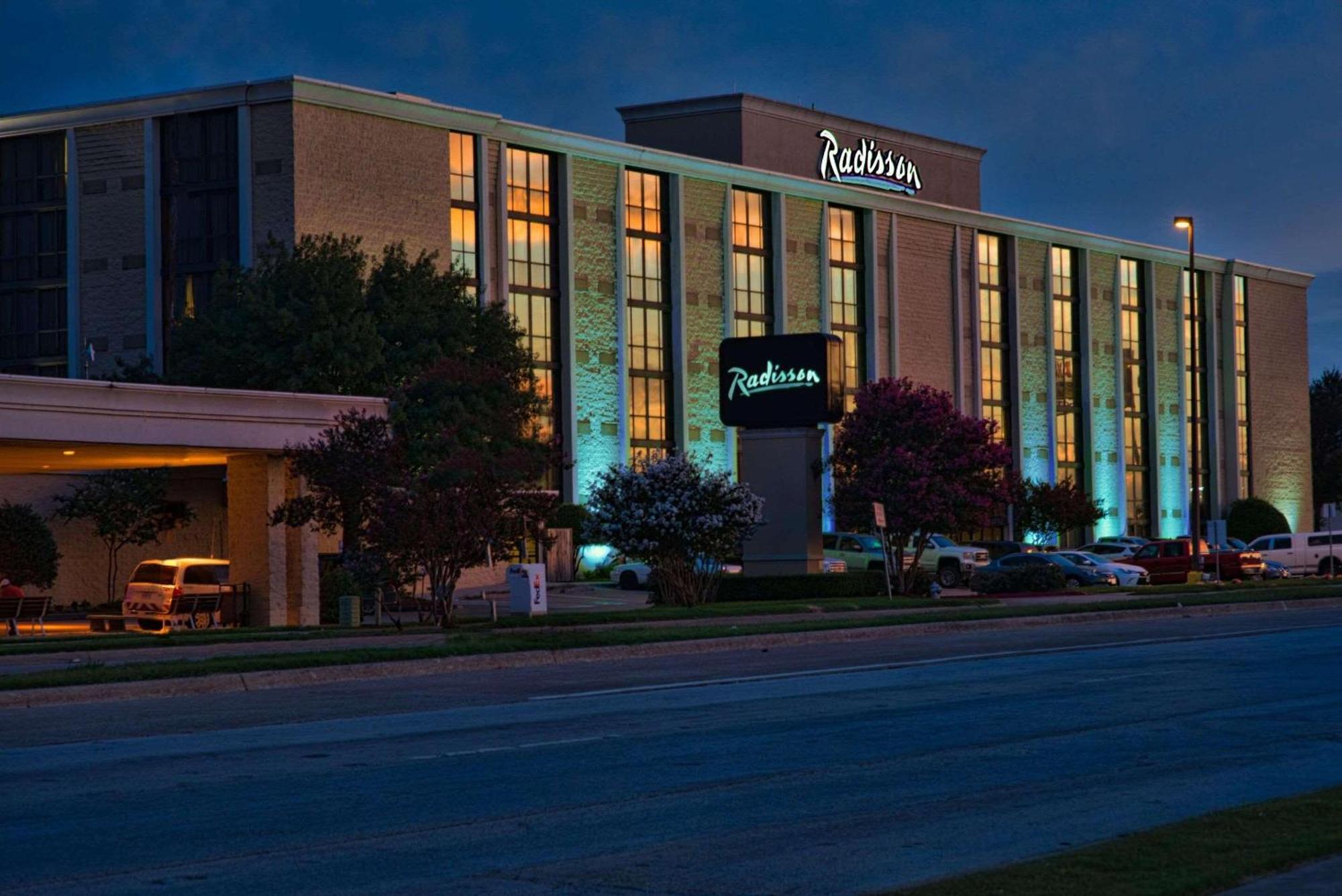 Radisson Hotel Fort Worth North-Fossil Creek Екстериор снимка
