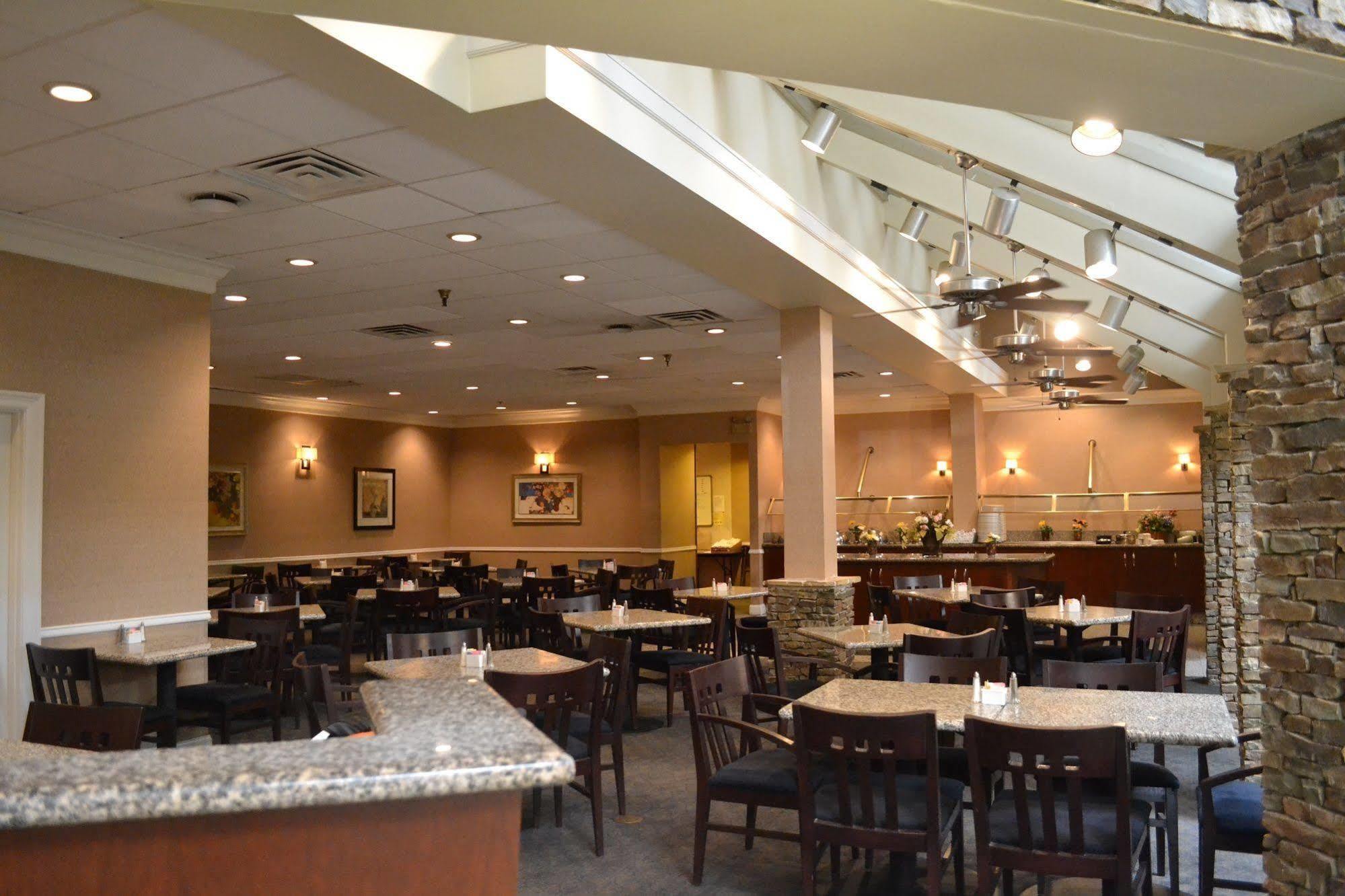 Radisson Hotel Fort Worth North-Fossil Creek Екстериор снимка